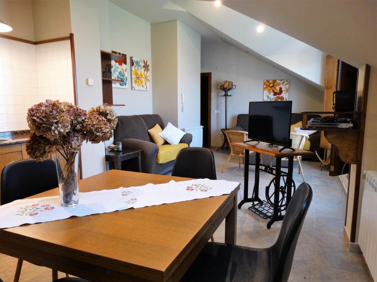 Apartamentos La Cruz De Paderne Навия Екстериор снимка