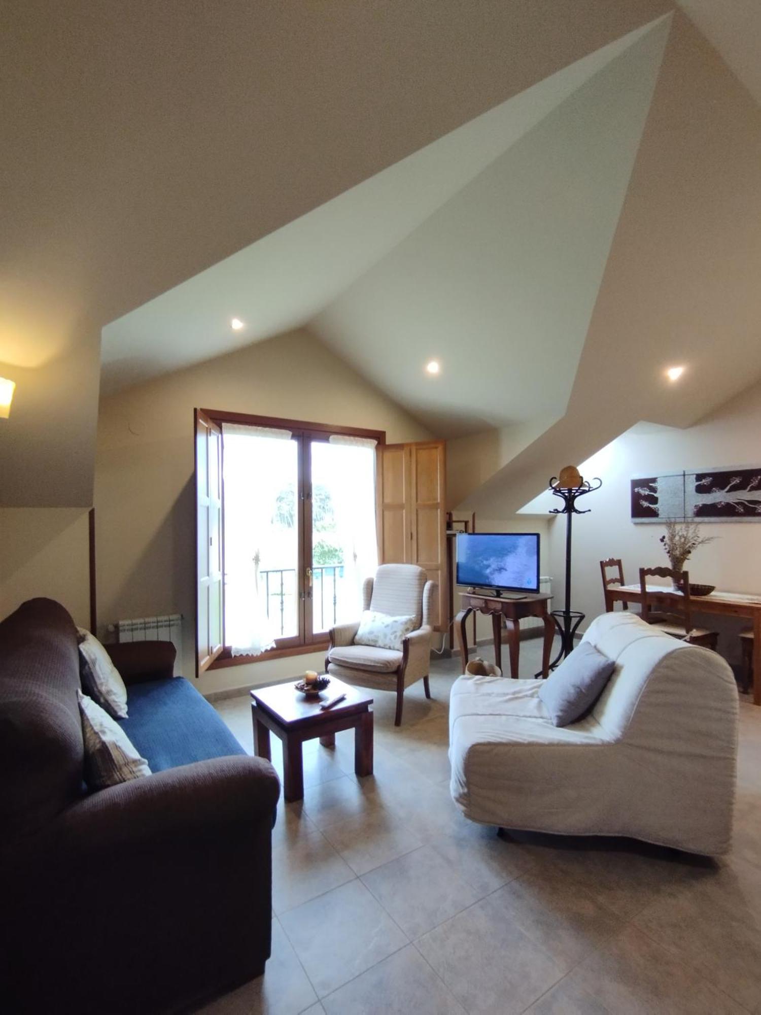 Apartamentos La Cruz De Paderne Навия Екстериор снимка